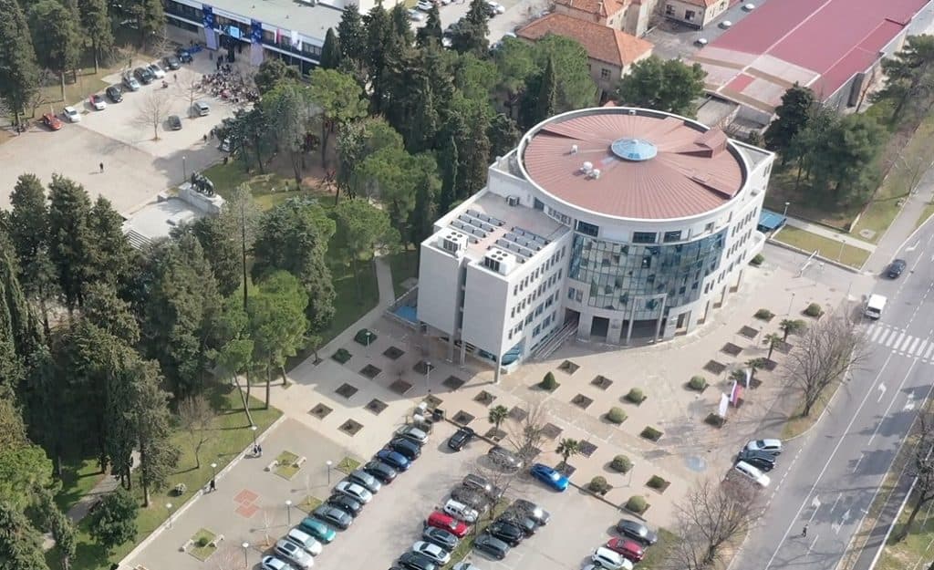 ERS se zadužila za novih 4,5 miliona maraka